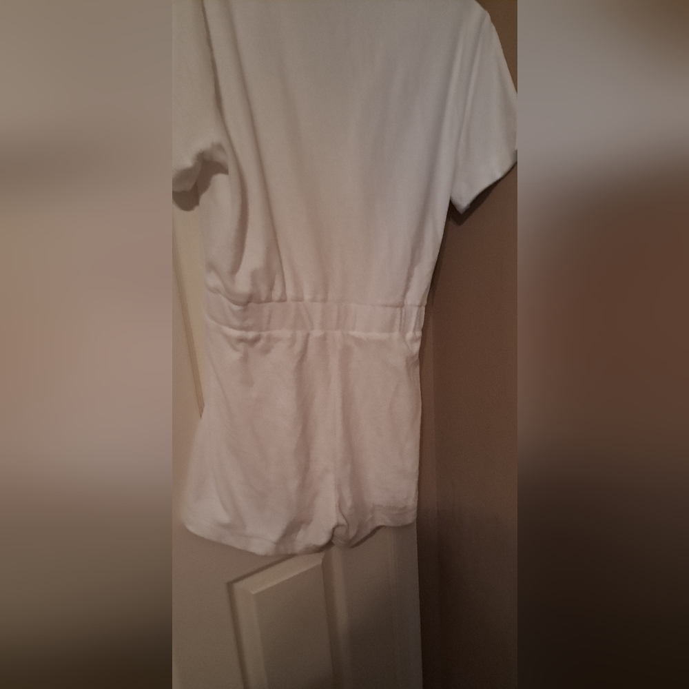 Juicy Couture Women's romper NWOT - Picture 2 of 5